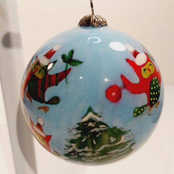 Pier 1 Li Bien "Merry Christmas" Reverse Painted Glass Christmas Ornament 2013 - Picture 4 of 8